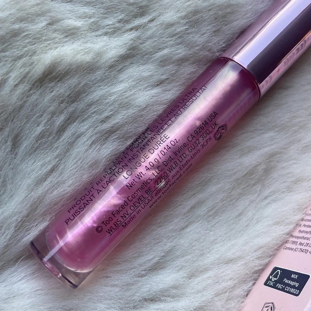 Too Faced Lip Injection Maximum Plump Extra Strength Hydrating Lip Plumper gloss